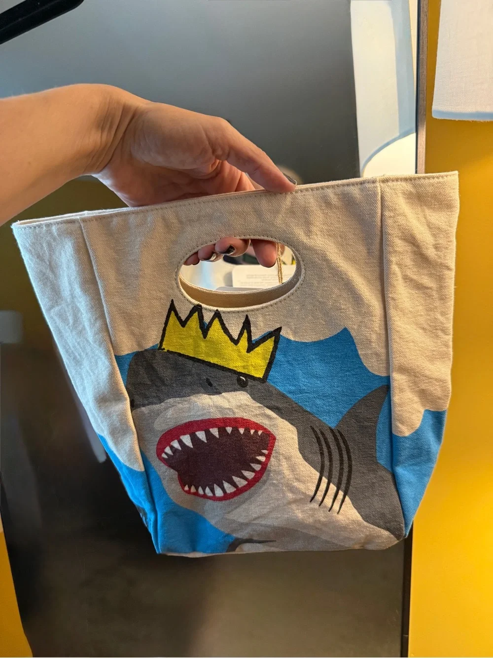 Fluf Classic Shark Kids Lunch Bag - Blue & Cream